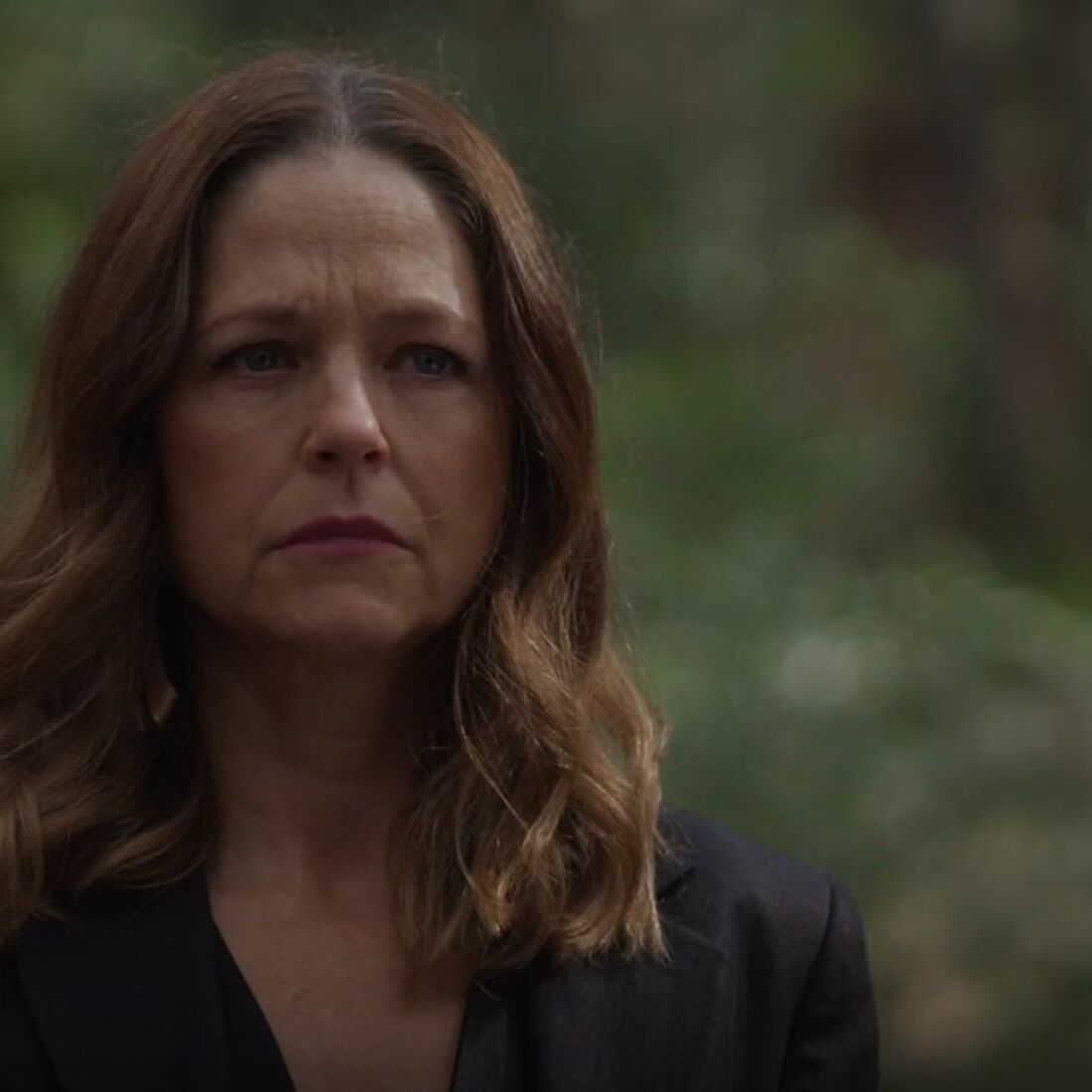 Luís mata Moldavo para proteger Micá, na floresta