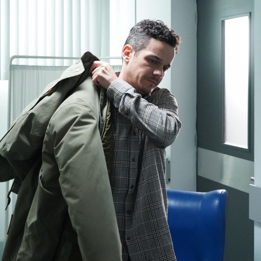 Inês realiza amniocentese para provar a Pedro que o bebé é dele, em 'A Herança'