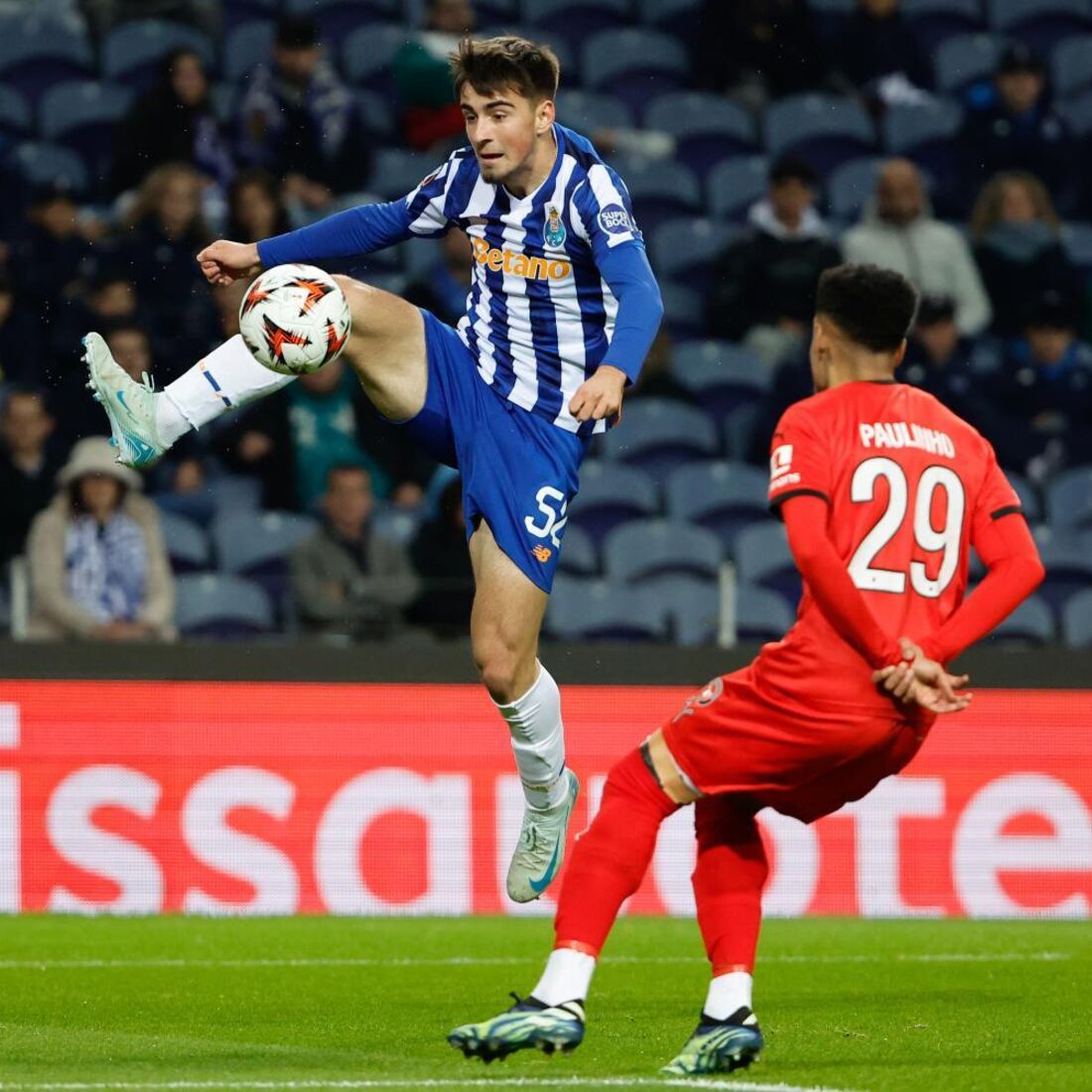 Martim Fernandes do FC Porto sofre acidente após Mundial de Clubes
