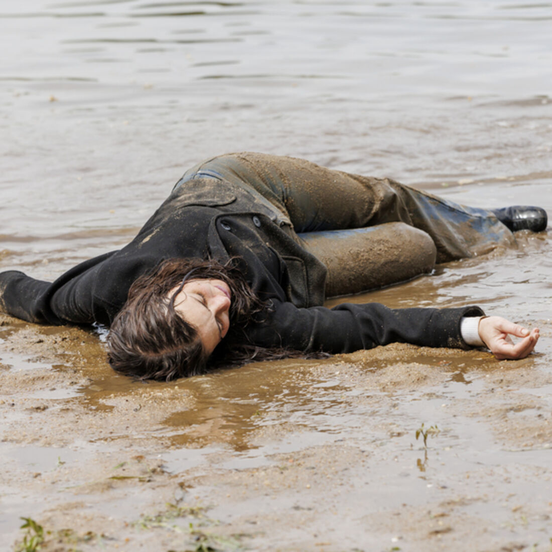 Beatriz e Sofia escapam após tentativa de homicídio por Vicente