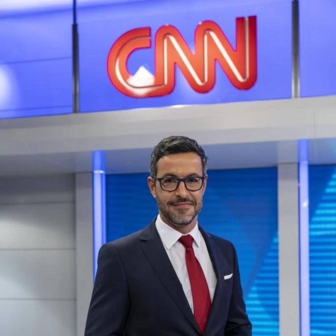 Pedro Benevides relata susto de saúde e caos no hospital