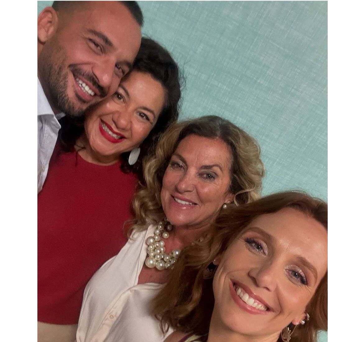 Marta Cabido Sá partilha bastidores com grupo de concorrentes