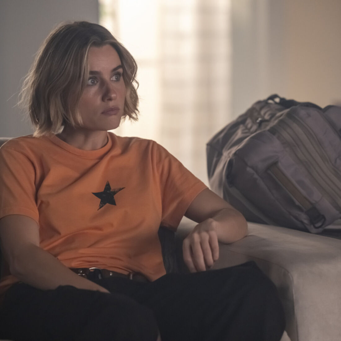 Miguel confronta Júlia sobre crimes e decide vingança