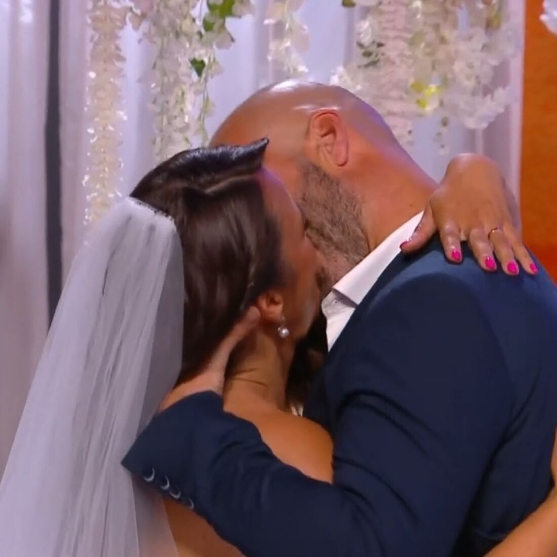 Casamento de Raquel e João Ricardo emociona no final de Casados à Primeira Vista