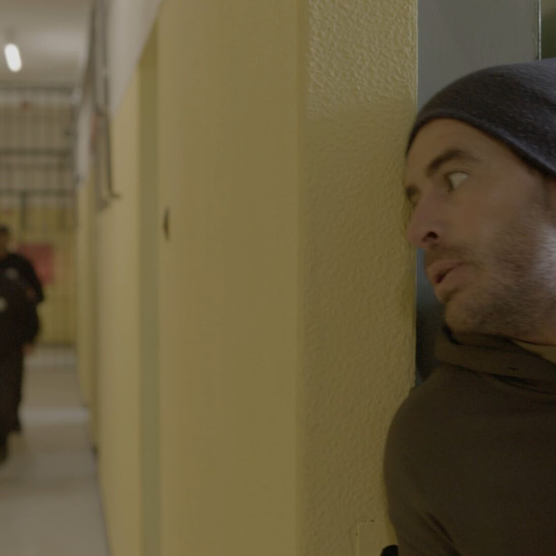 JD pondera decisão crucial sobre fuga da prisão em 'A Protegida'