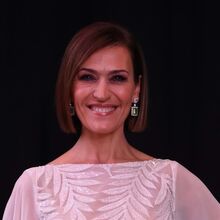 Apresentadora Fátima Lopes surge sorridente num evento