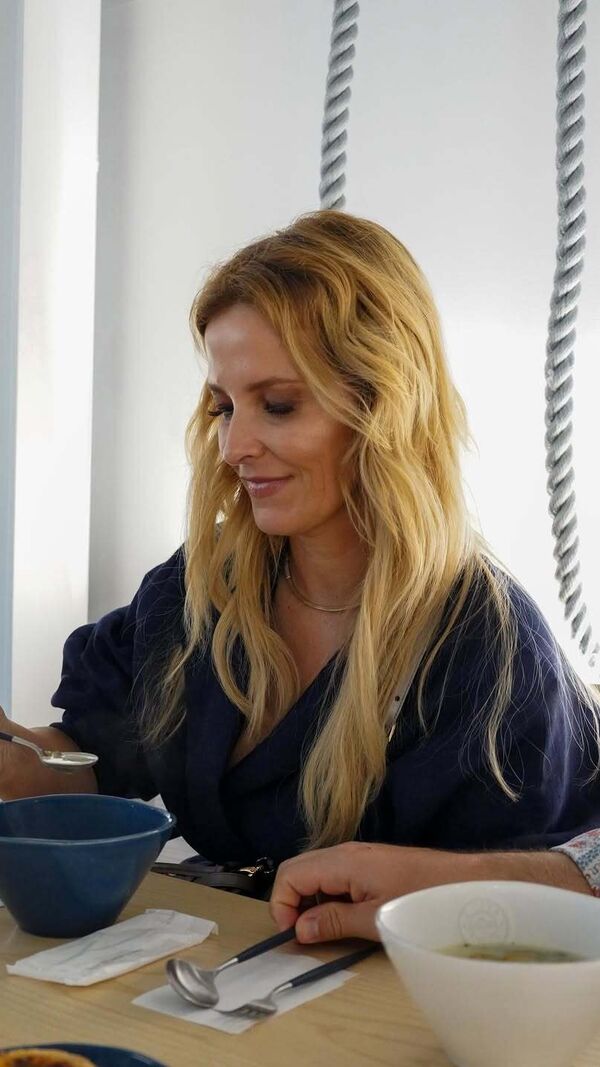 Cristina Ferreira celebra recordes no Japão após viagem com João Monteiro