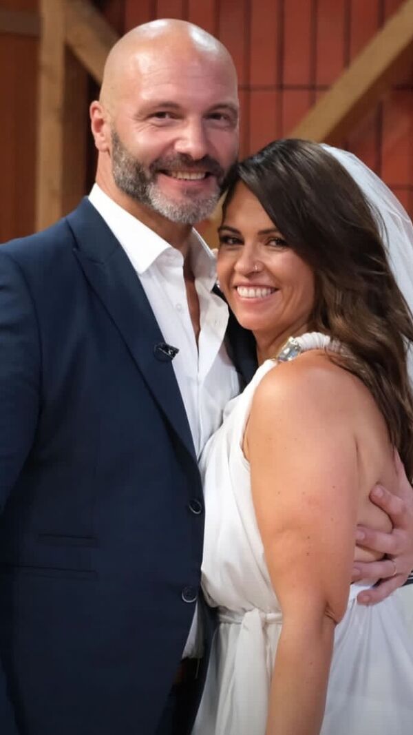 João Ricardo e Raquel Mendes no dia do casamento