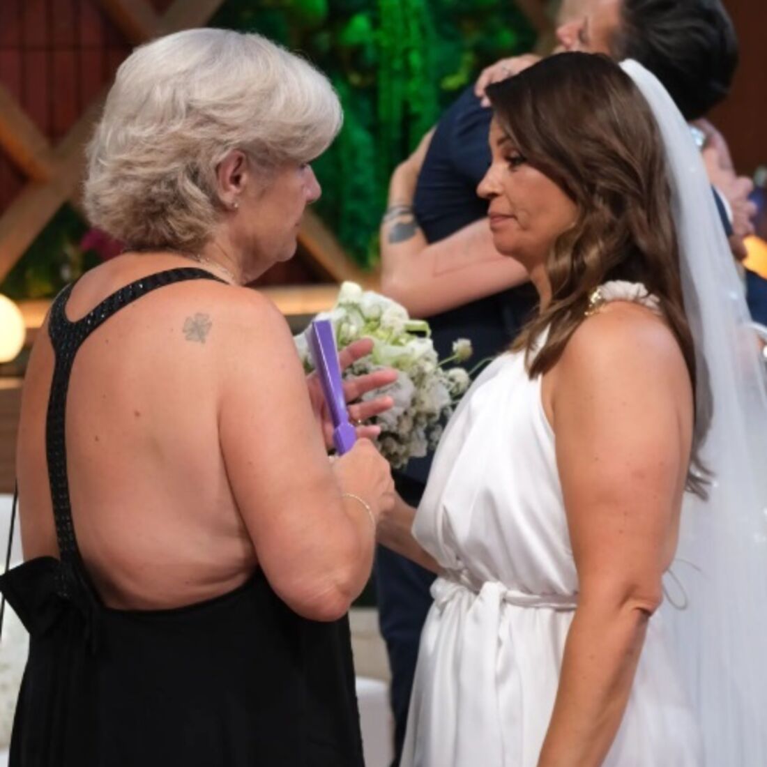 Raquel e João Ricardo casam em cerimónia surpresa na final de 'Casados à Primeira Vista'