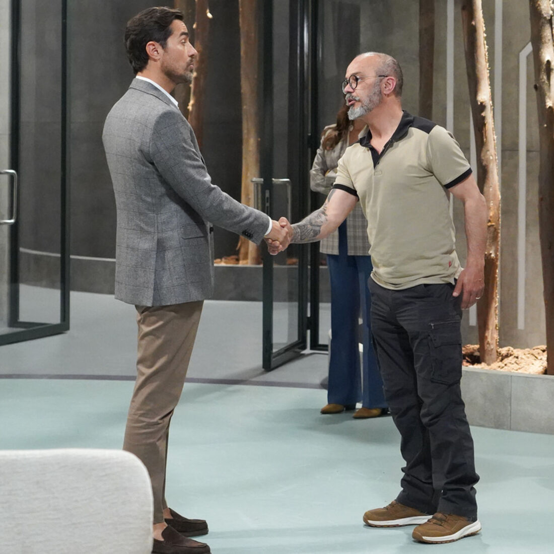 Jacinto cumprimenta Vicente