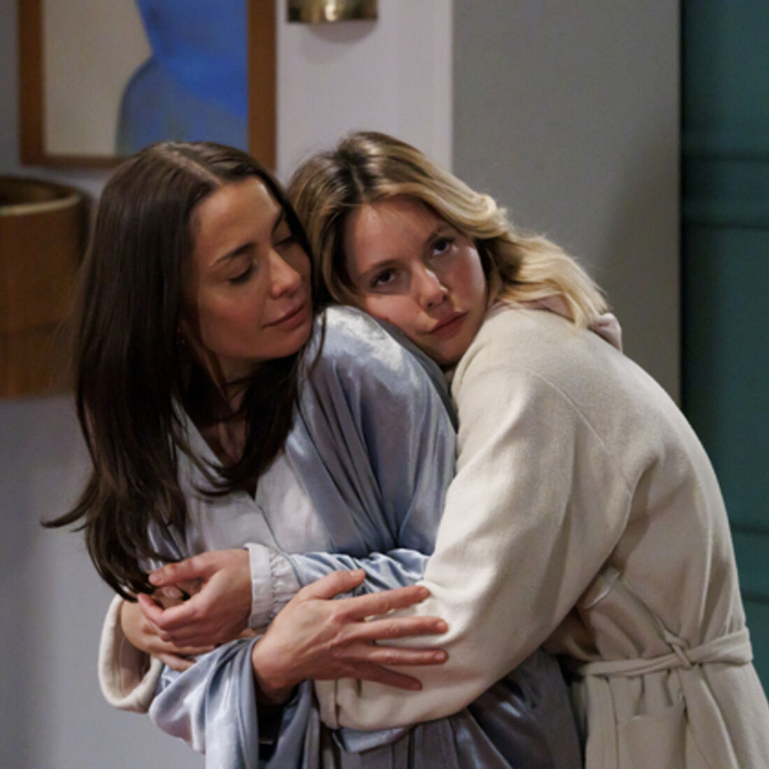 Sofia e Beatriz unem-se a Gonçalo para provar crime de Vicente