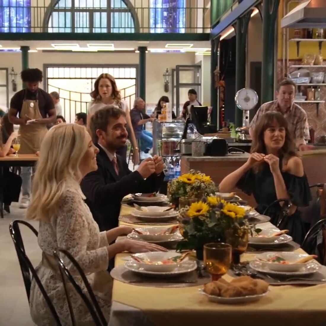 Celebração dos votos de Maria e Luís em 'A Promessa', com a presença de Micá