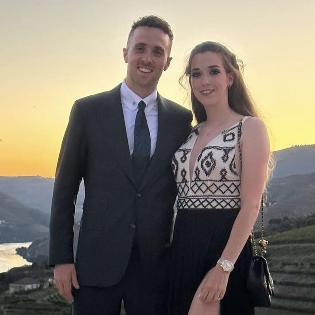 Rute Cardoso recebe apoio no funeral de Diogo Jota