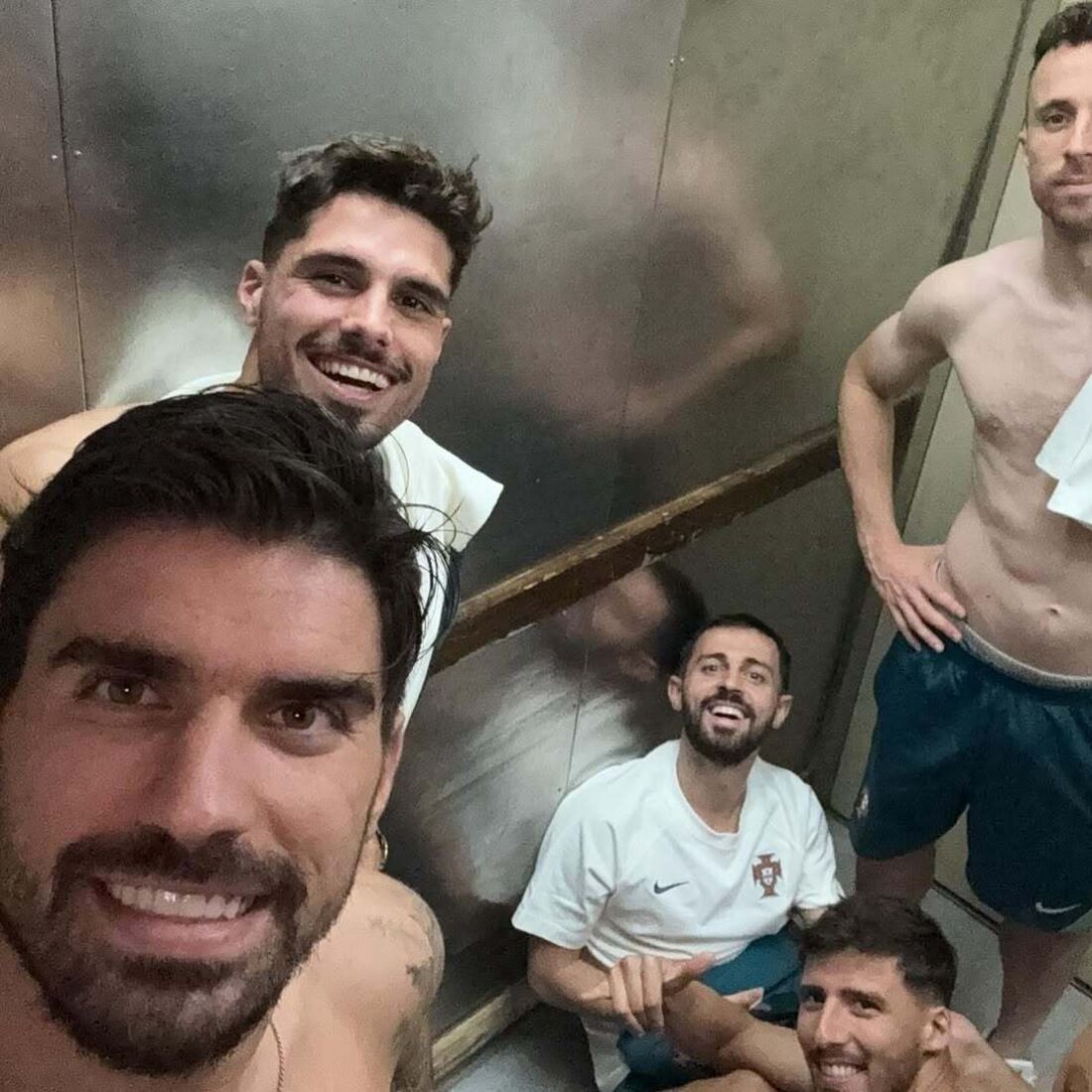 Ruben Neves promete cuidar da família de Diogo Jota após a sua morte