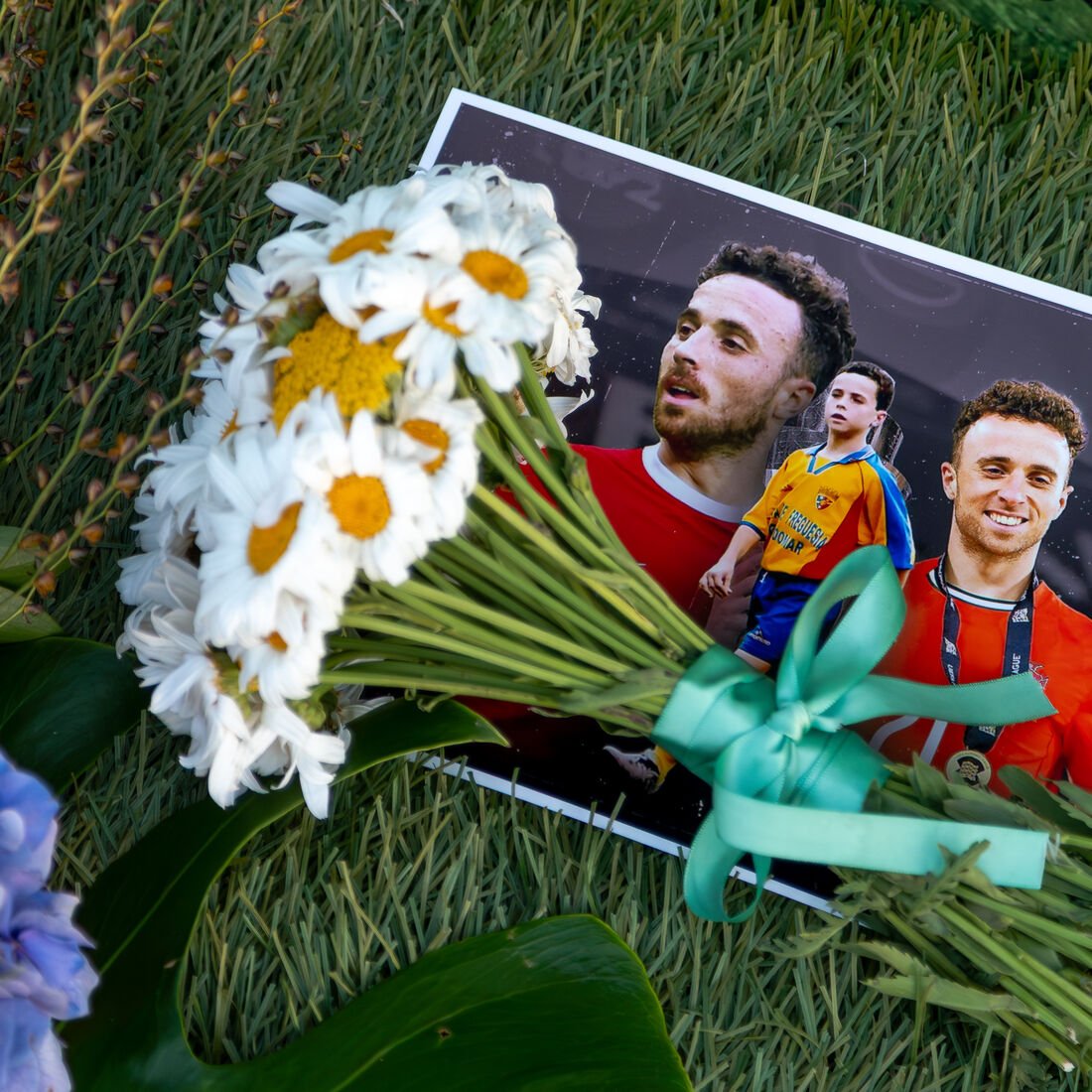 Irmãos Diogo Jota e André Silva morrem juntos. Ídolos dentro e fora de campo