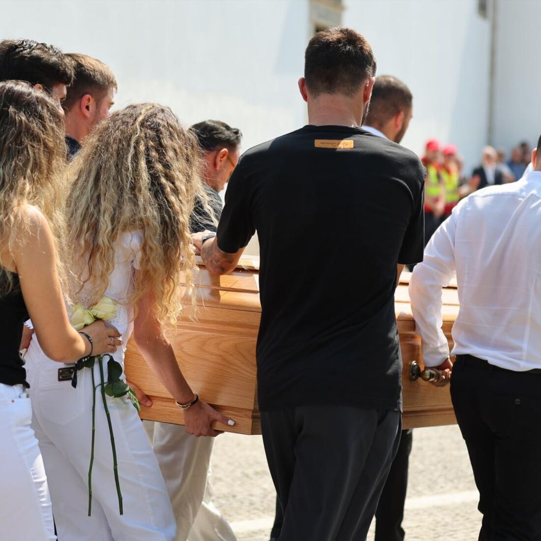 Rúben Neves apoia família de Diogo Jota em momento difícil.

