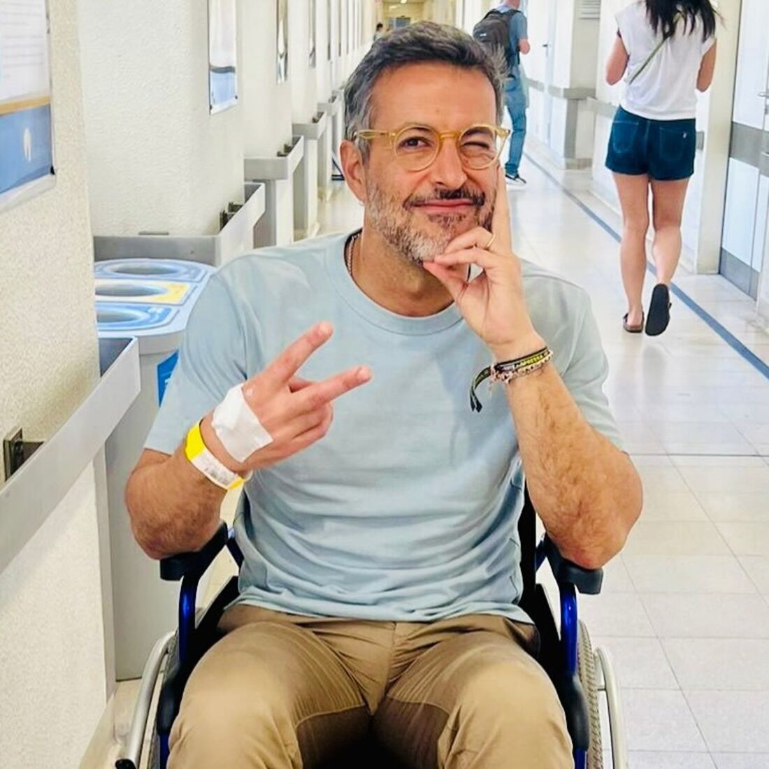 Pedro Benevides recupera após susto de saúde no hospital