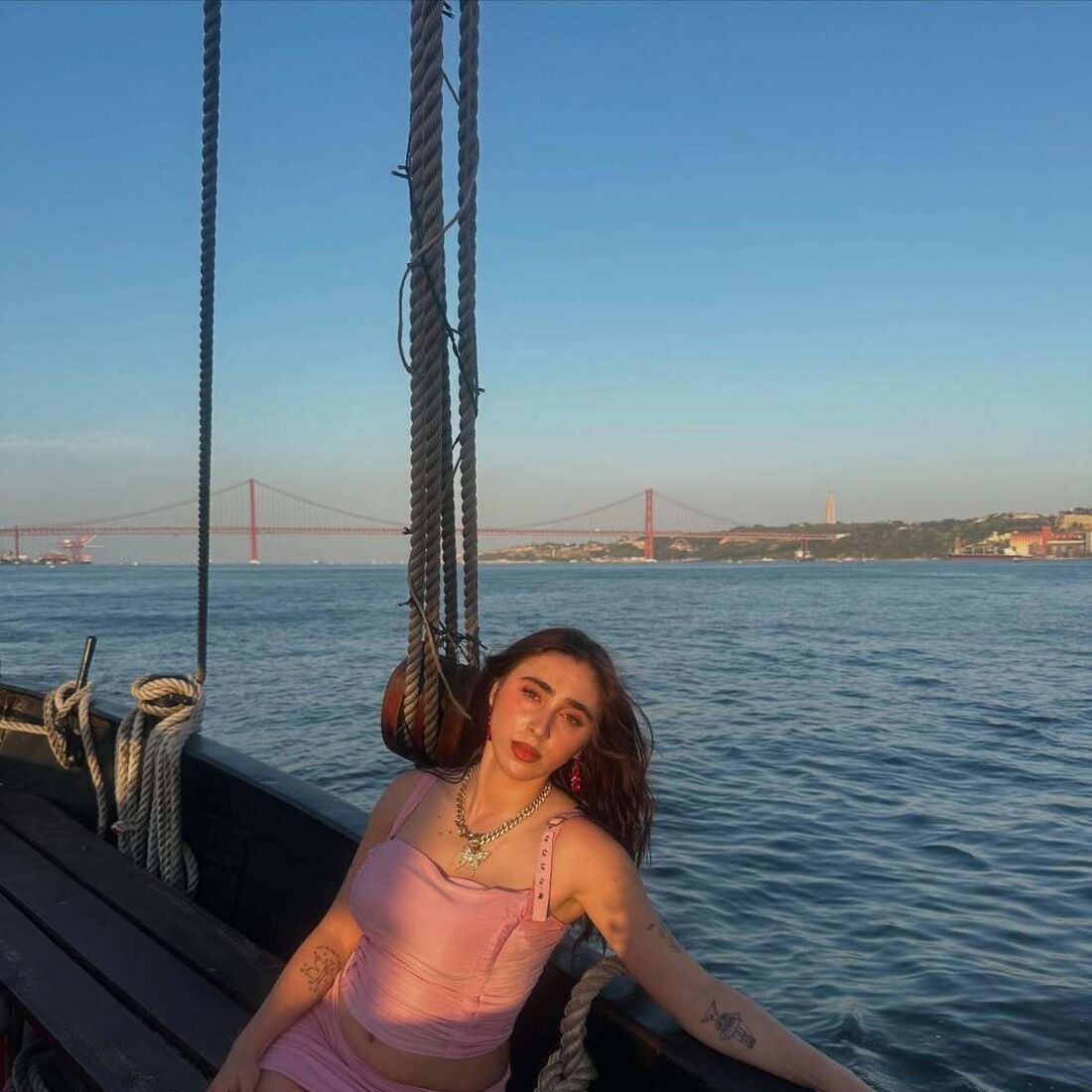 Marie volta a sorrir em Lisboa após polémica com ex-companheiro