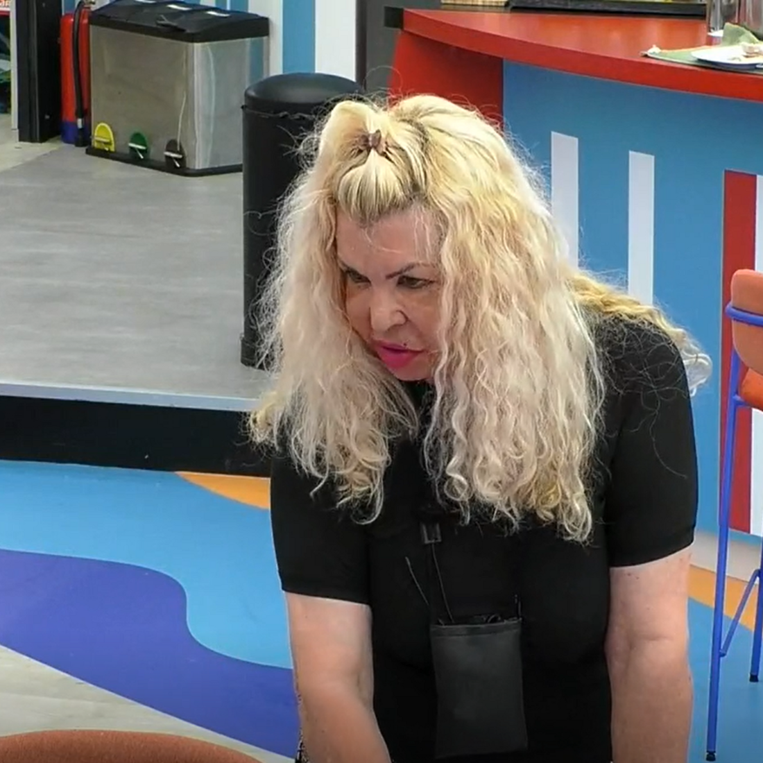Kina chora após discussão com Catarina Miranda no Big Brother, mas abraço resolve o conflito