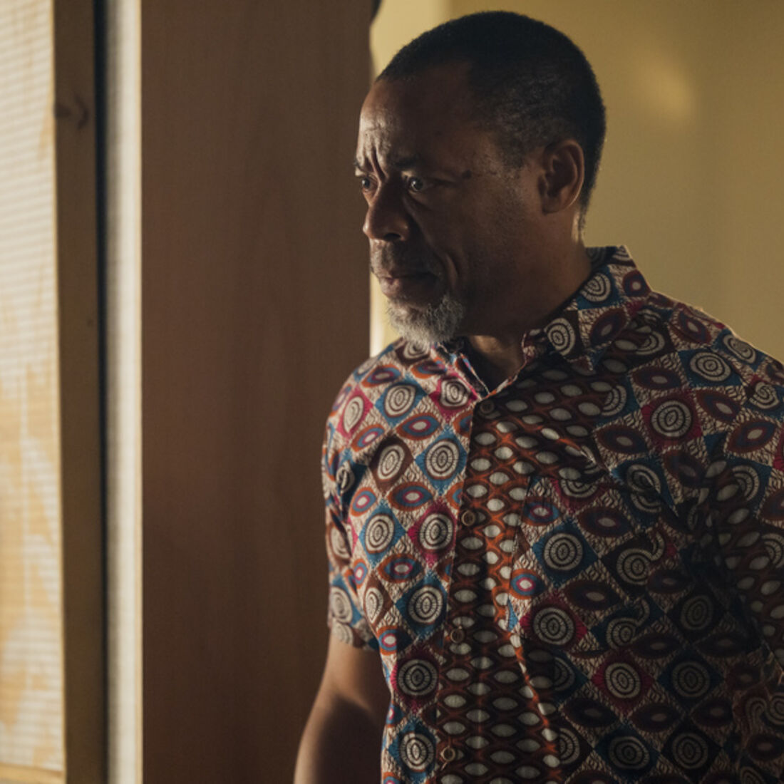 Miguel é apanhado com Daniela; Januário testemunha o momento