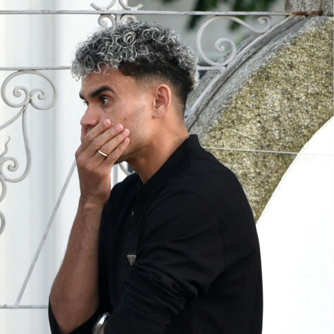 Luis Díaz marca presença em missa após polémica