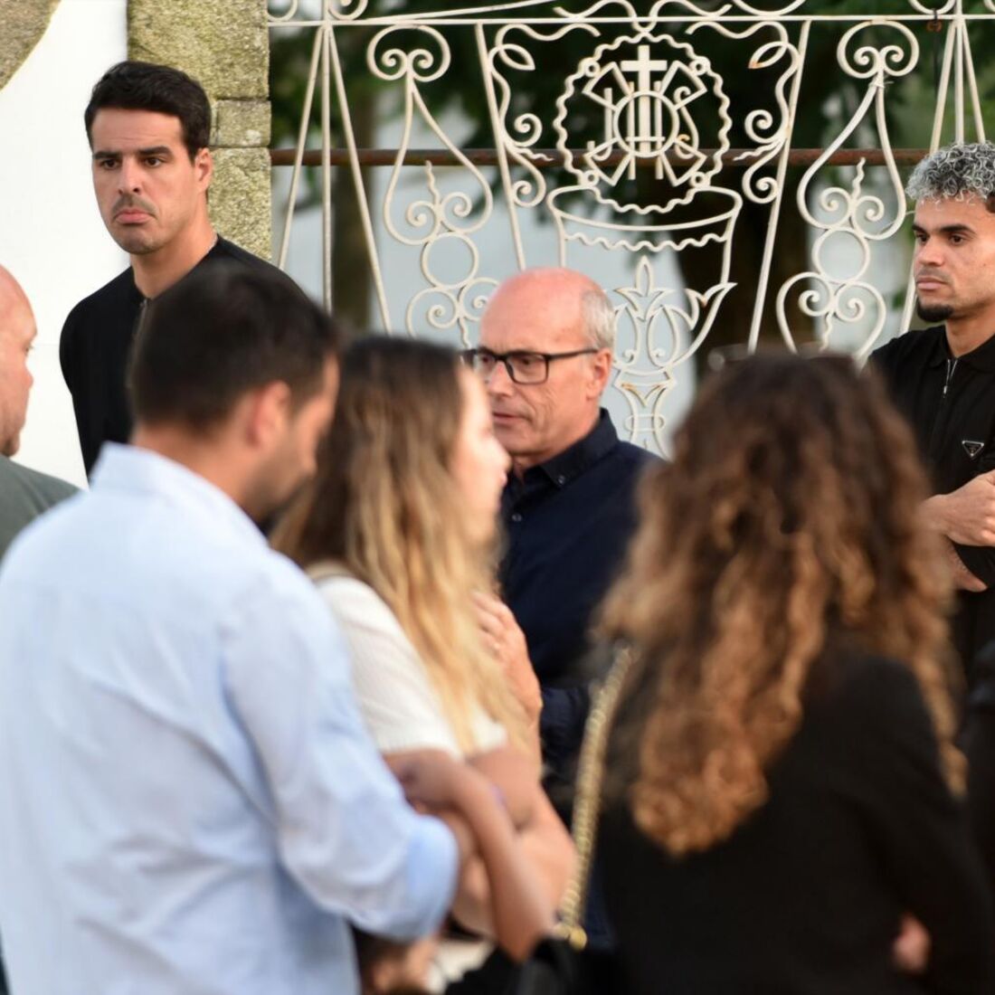 Luis Díaz marca presença em missa após polémica