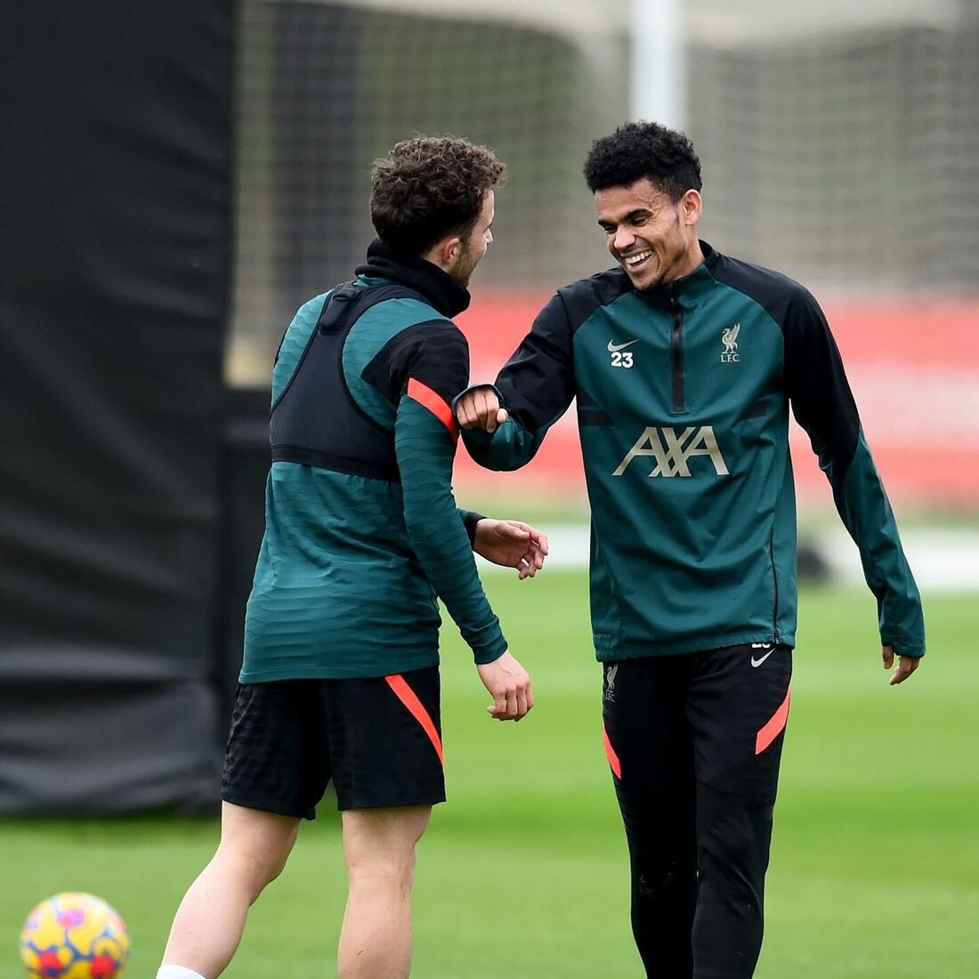 Luis Díaz marca presença em missa após polémica