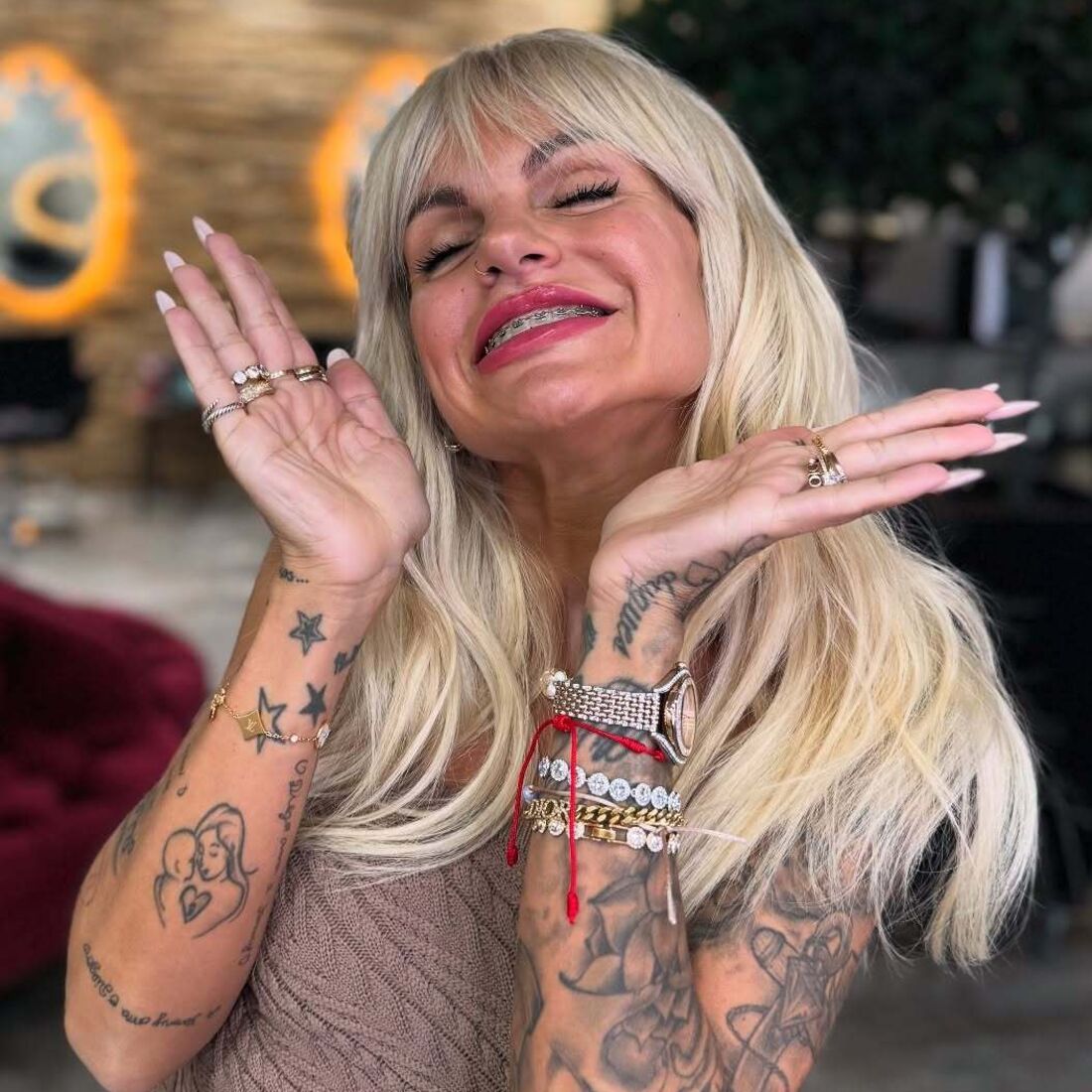 Fanny Rodrigues assume romance com Detchi, cantor e ator português