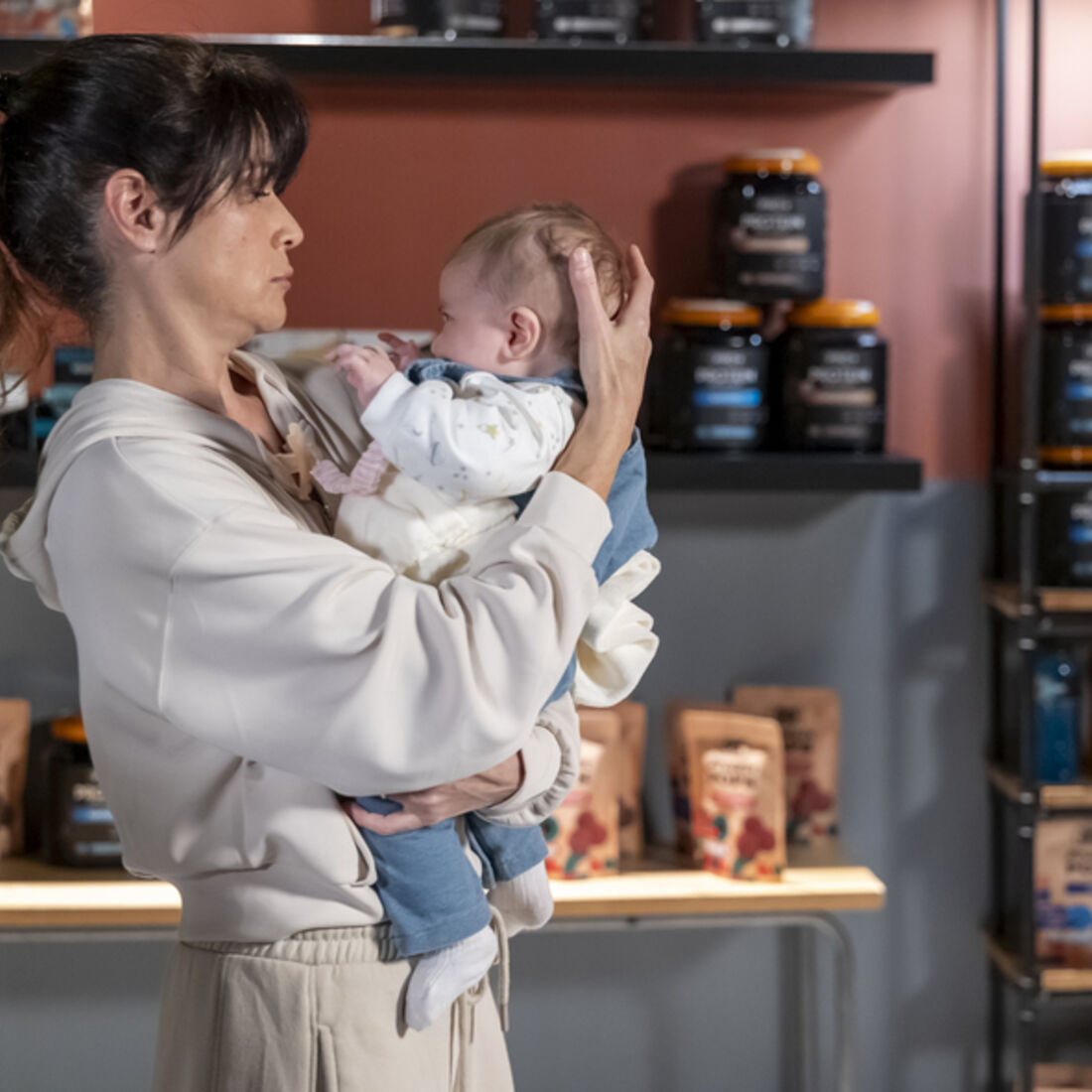 Paula Neves interpreta Gina na novela 'A Protegida'