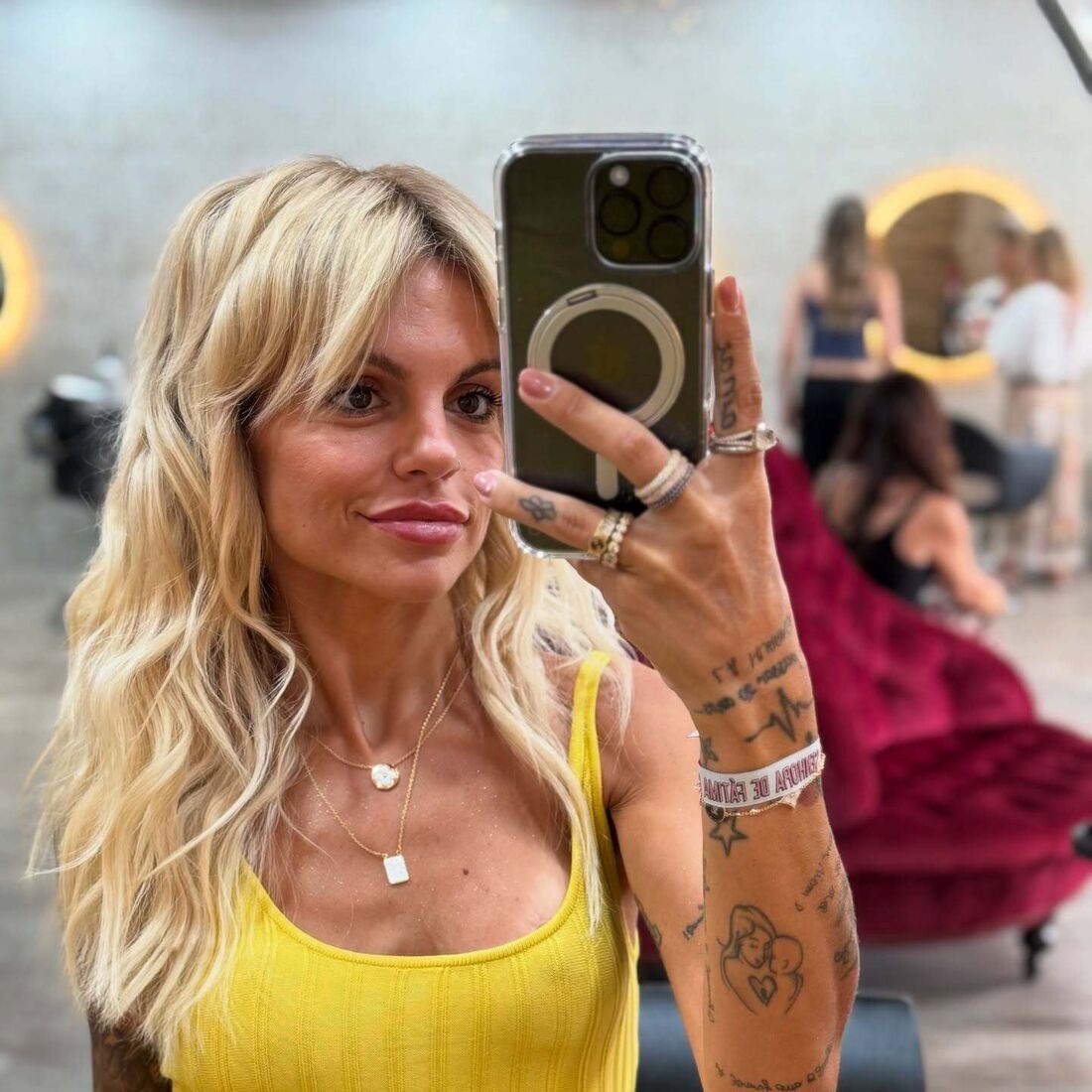 Fanny Rodrigues e Detchi mostram primeira foto de casal