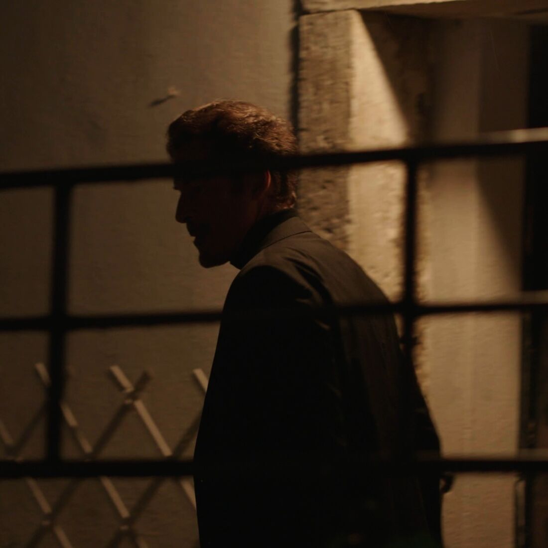 Jorge rouba Virgílio e torna-se milionário