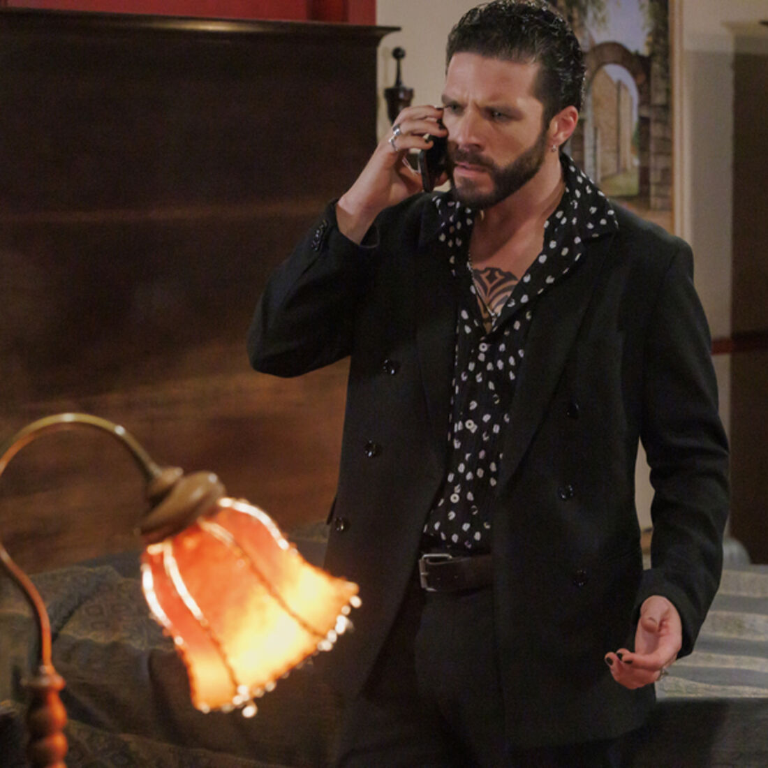 Heitor, personagem de Tomás Alves na novela 'A Herança'