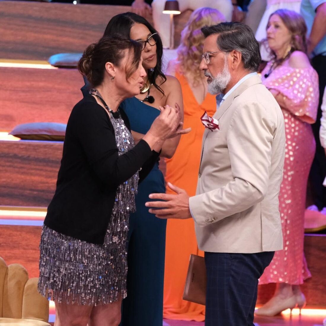 Concorrentes do programa 'Casados à Primeira Vista' discutem após regresso de Ângela