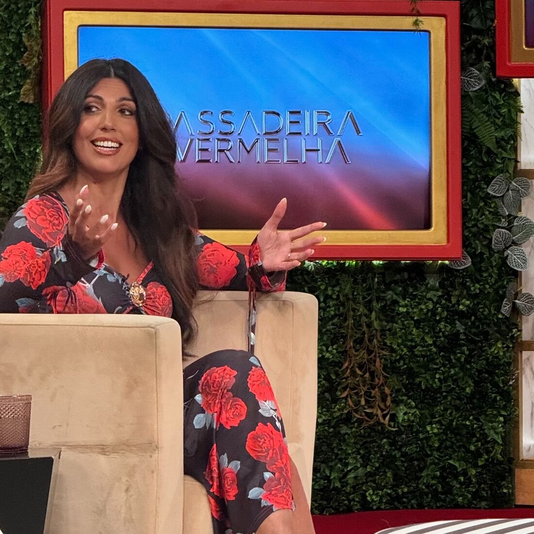 Carla Batista fala sobre mudança para Portugal e relação com Nelson Oliveira no 'Passadeira Vermelha'