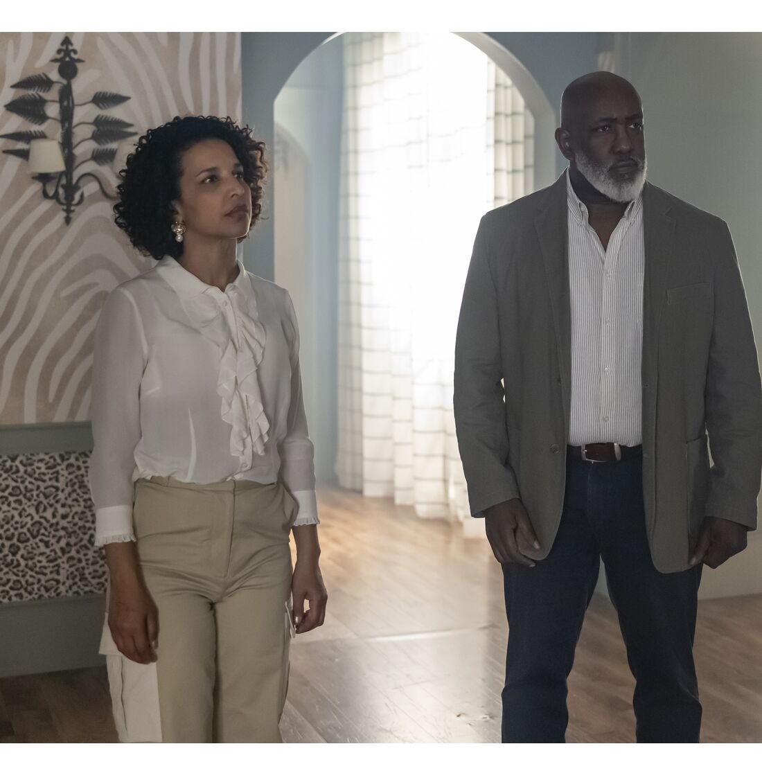 Lukénia quer que Daniela acuse Miguel de assédio sexual.
