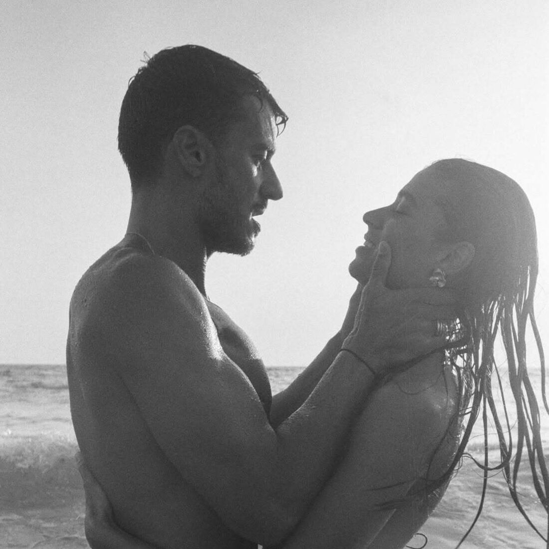 Ruben Rua partilha fotos românticas com a namorada.
