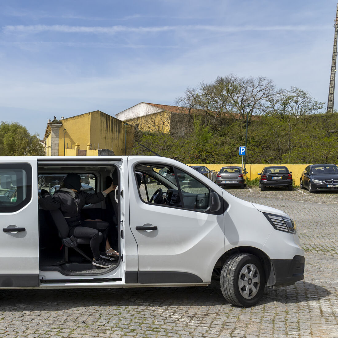 Matilde Reymão, Christin Escuredo