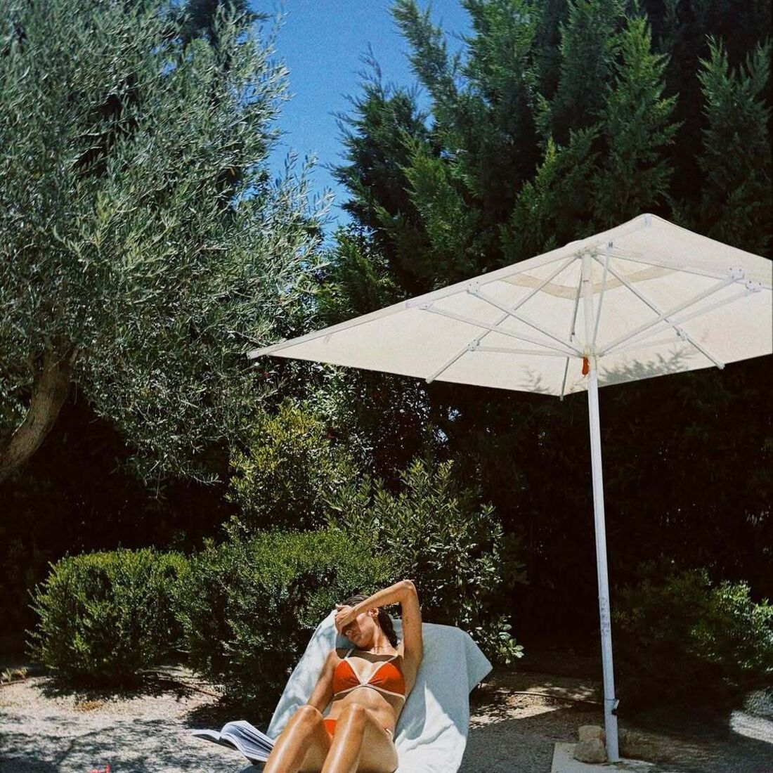 Joana e Inês Aguiar de férias no Algarve