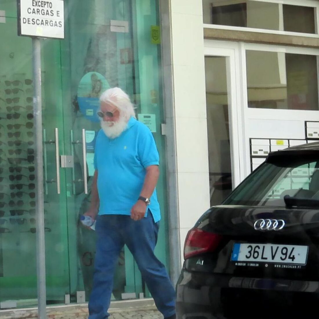 Dudu reúne-se com Toni e Marquinho para a partilha de bens