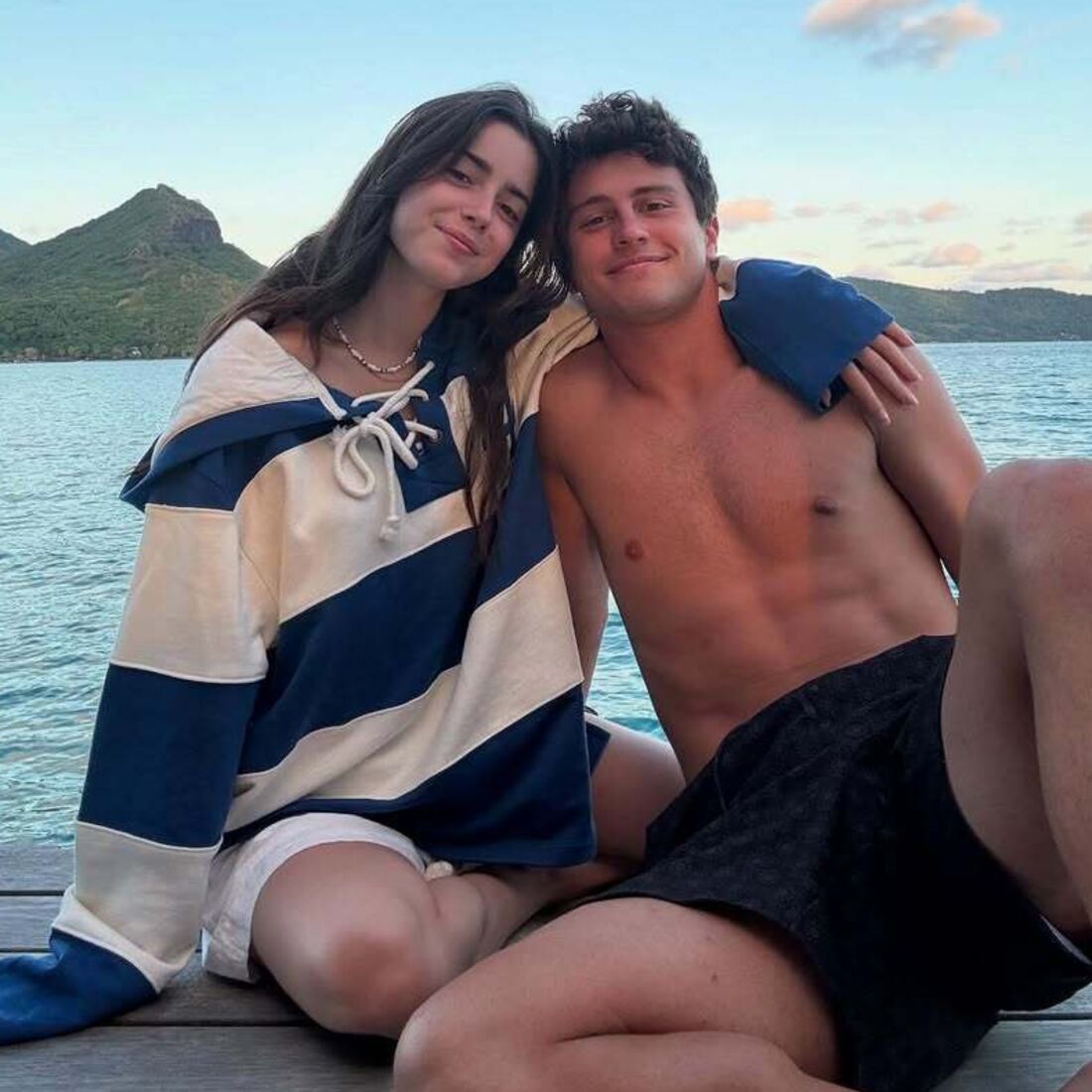 João Neves e Madalena Aragão de férias em Bora Bora