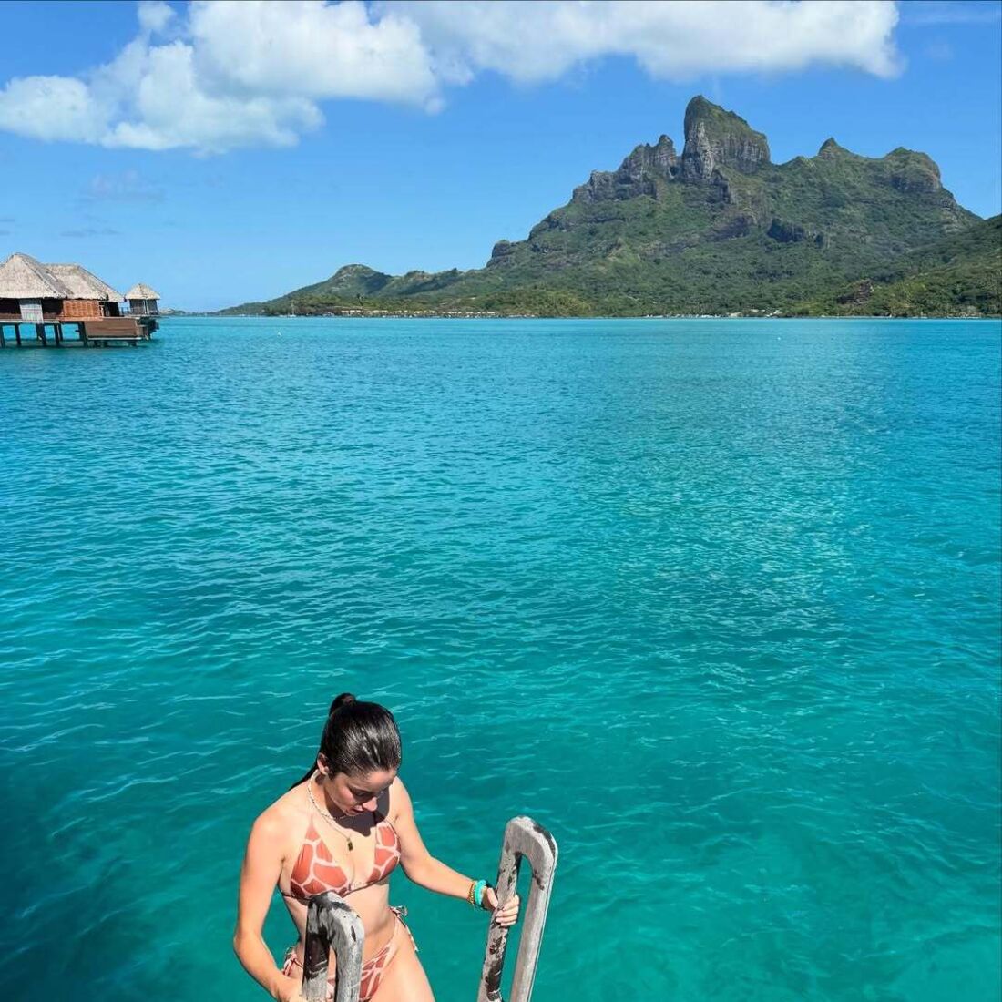 João Neves e Madalena Aragão de férias em Bora Bora