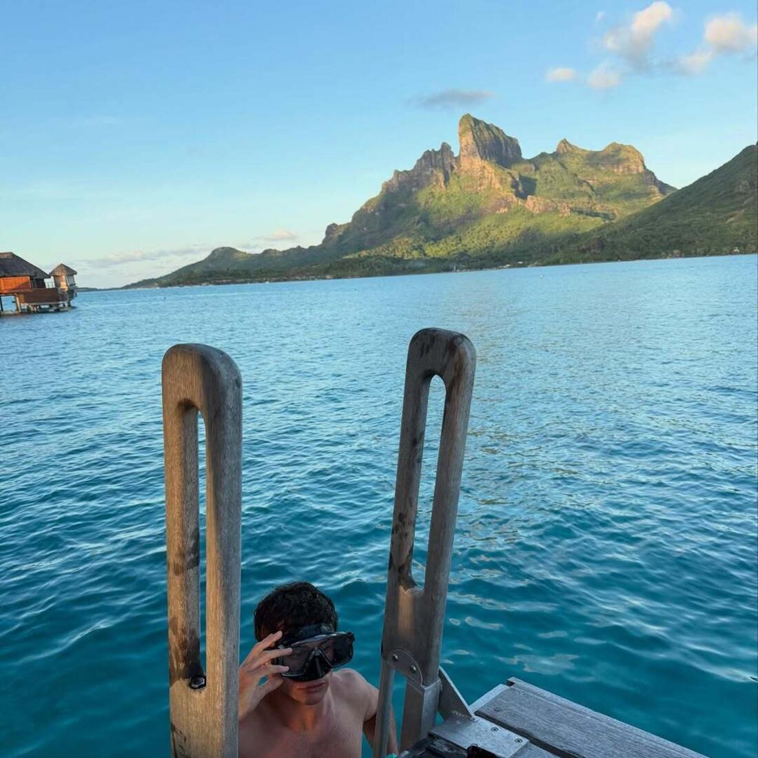 João Neves e Madalena Aragão de férias em Bora Bora