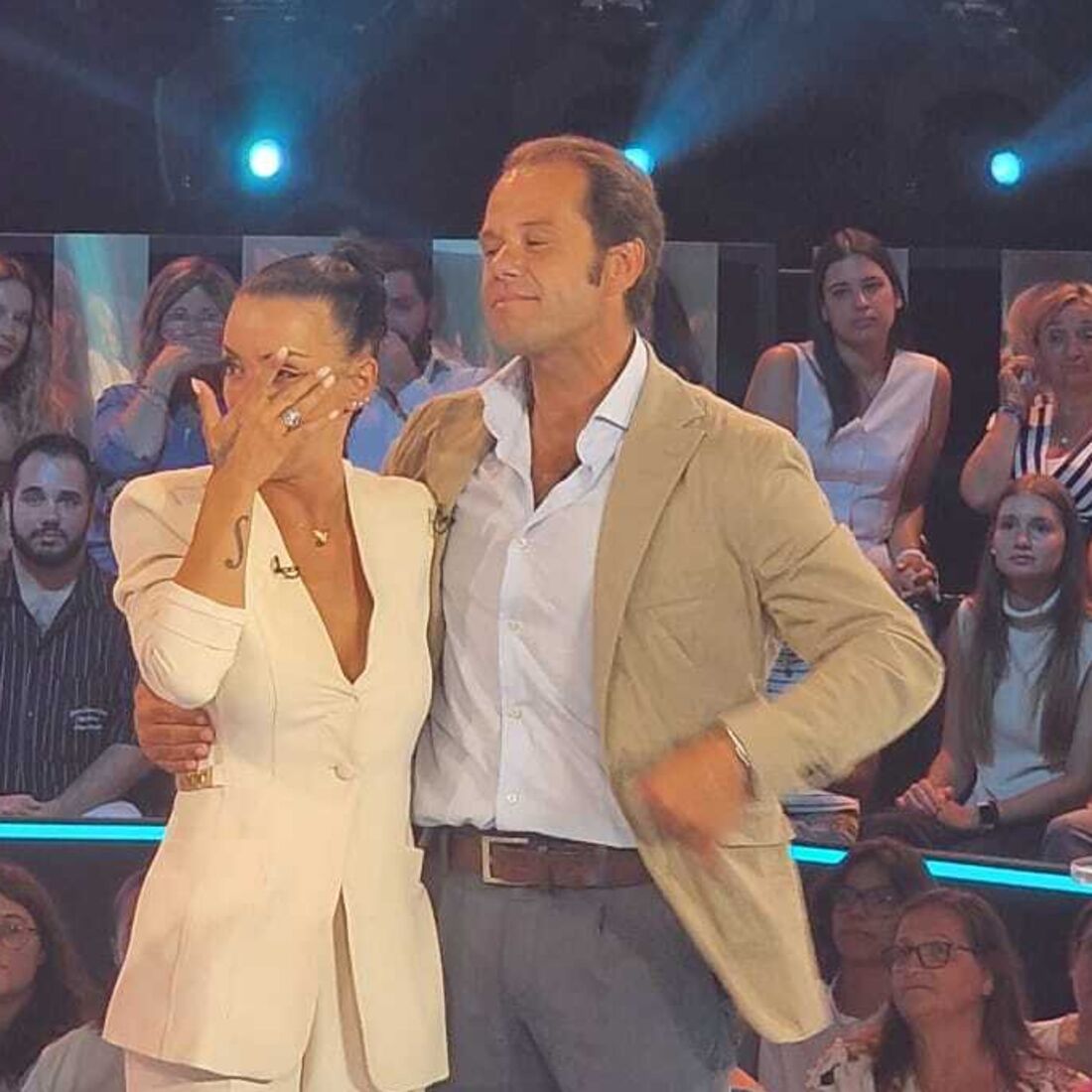 João Moura Caetano surpreende Luíza Abreu no Big Brother