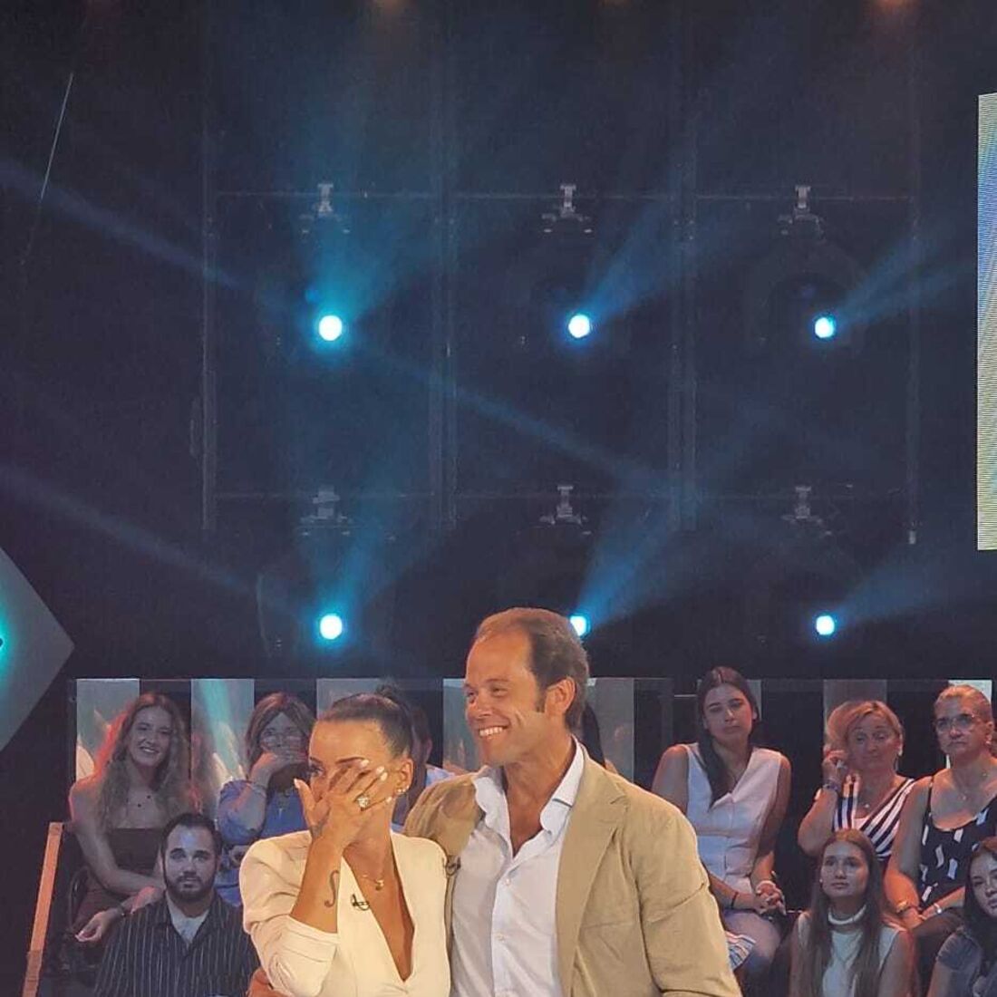 João Moura Caetano surpreende Luíza Abreu no Big Brother na TVI