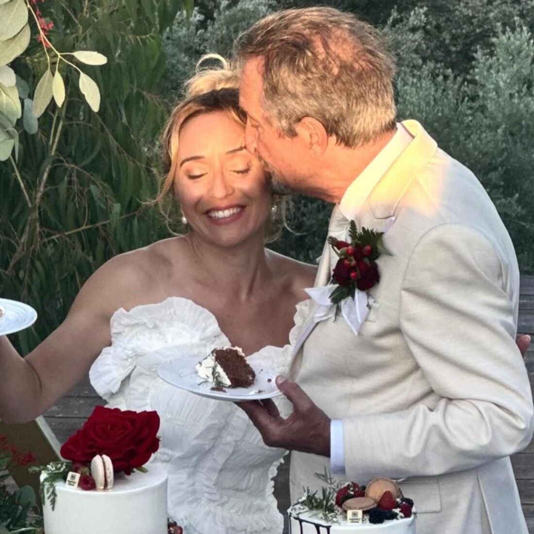 Rosa Bela e Carlos Areia celebram casamento com festa animada