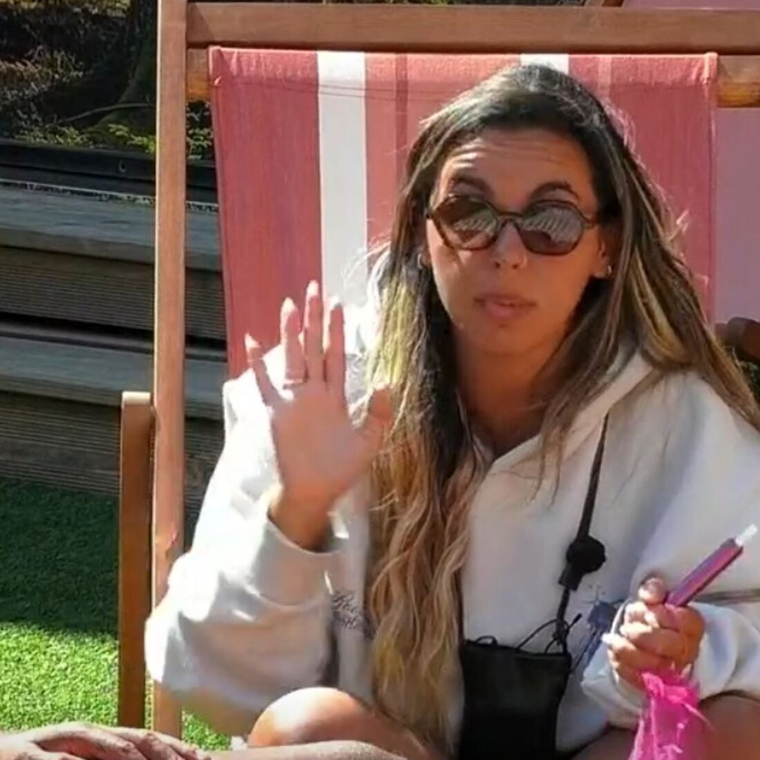 Jéssica confronta Fábio Paim sobre ciúmes da ligação a João no Big Brother