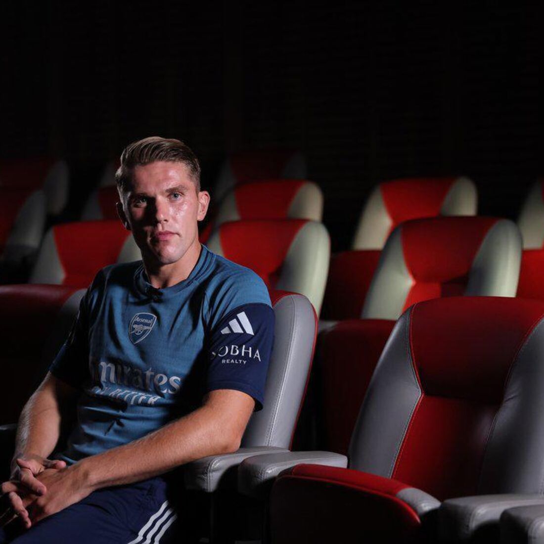 Gyökeres estreia-se no Arsenal com derrota após críticas ao Sporting