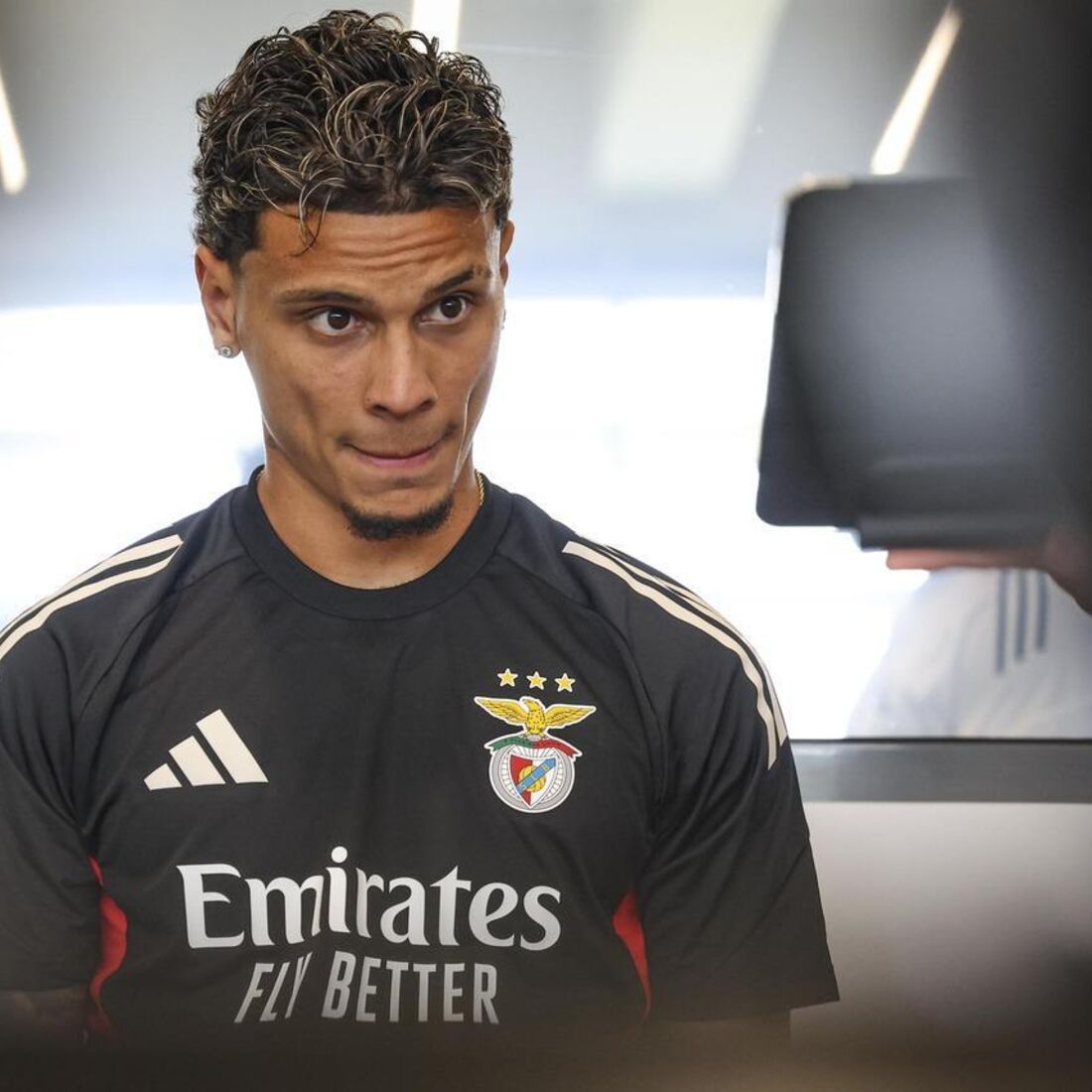 Richard Ríos, reforço do Benfica, alvo de atenção nas redes sociais