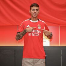 Barrenechea, novo jogador do Benfica, supera infância difícil e visita ao pai na prisão