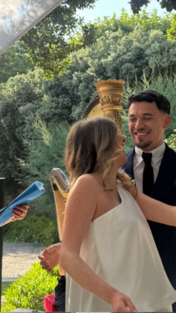 Pote e a mulher, Bruna Rafaela no dia do casamento